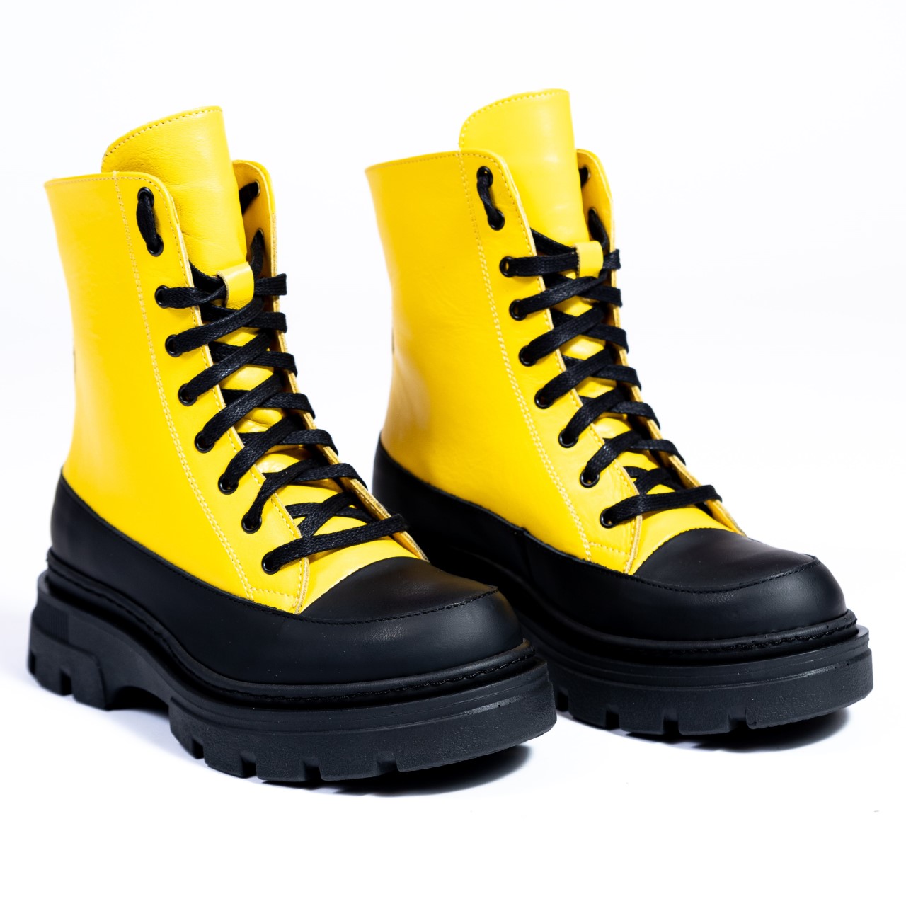 Дамски боти модел 21436 YELLOW
