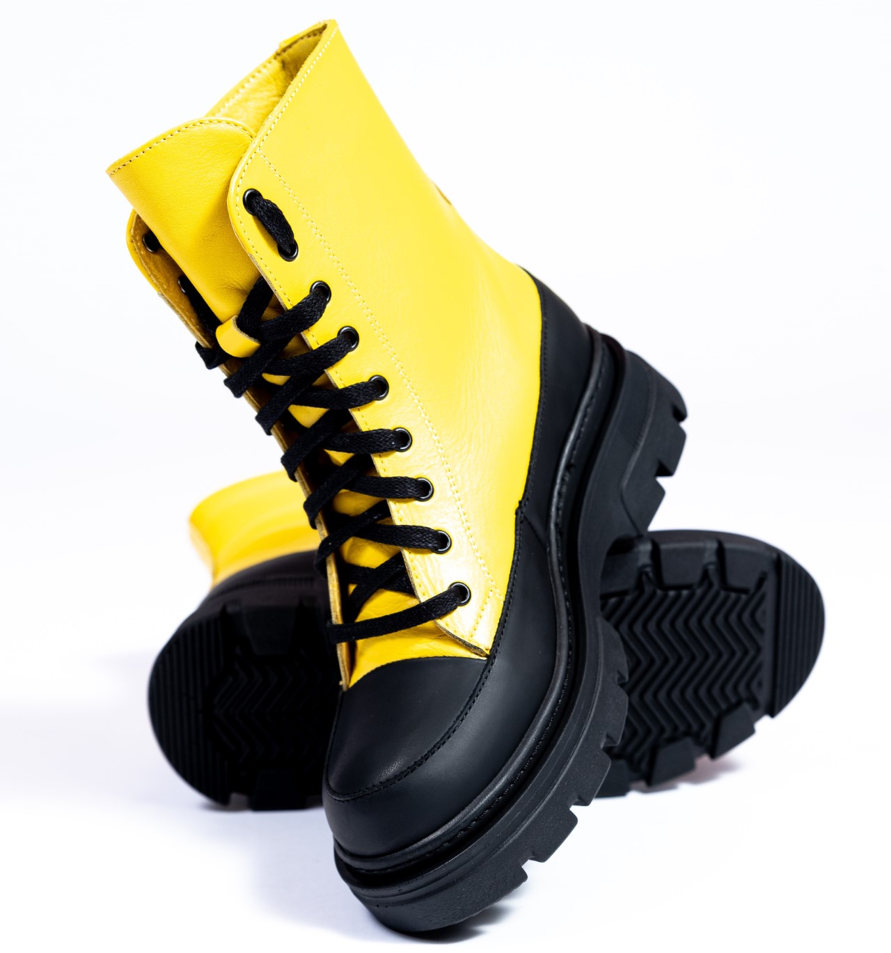 Дамски боти модел 21436 YELLOW