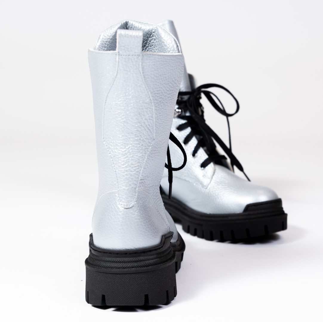 Дамски боти модел 21468 silver